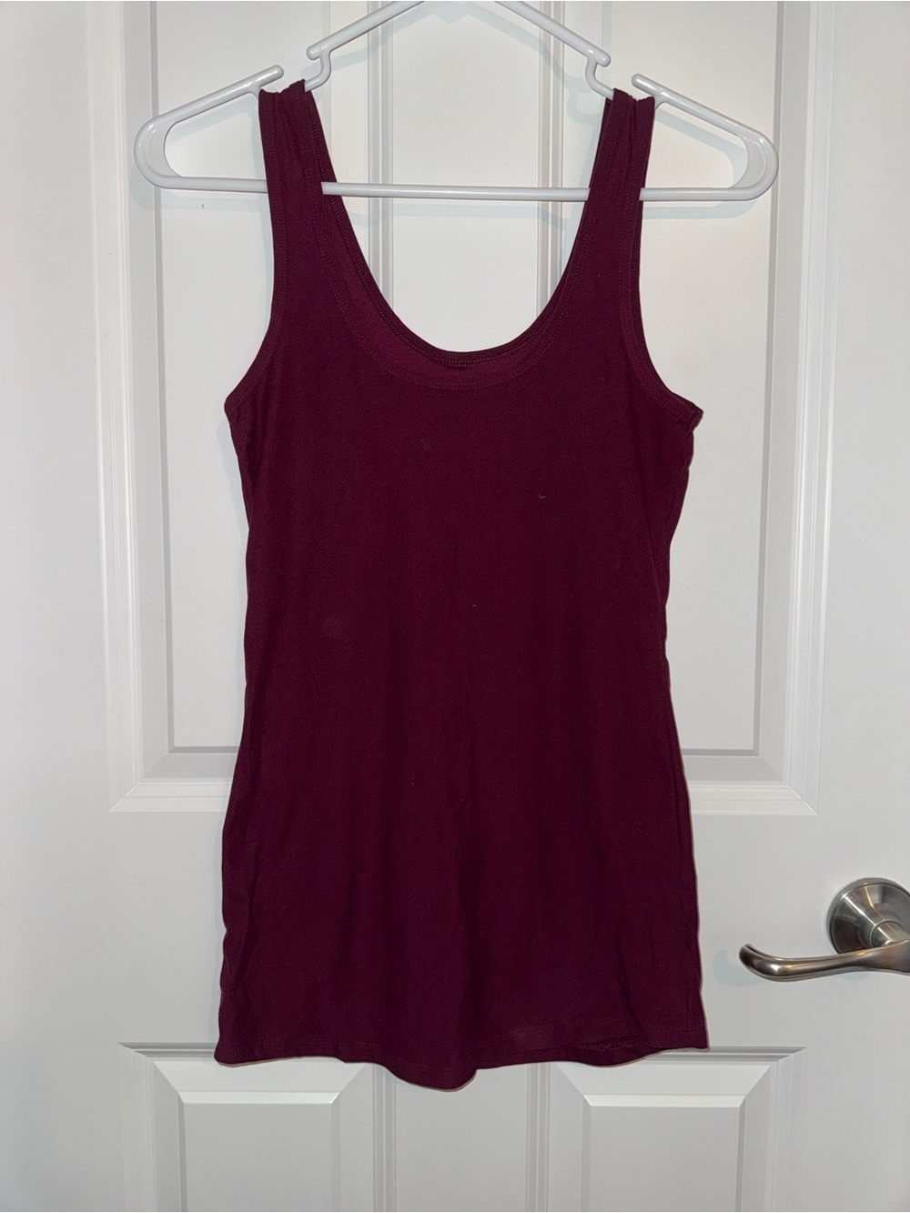 Women's Ribbed Scoop Neck Tank Top - Burgundy